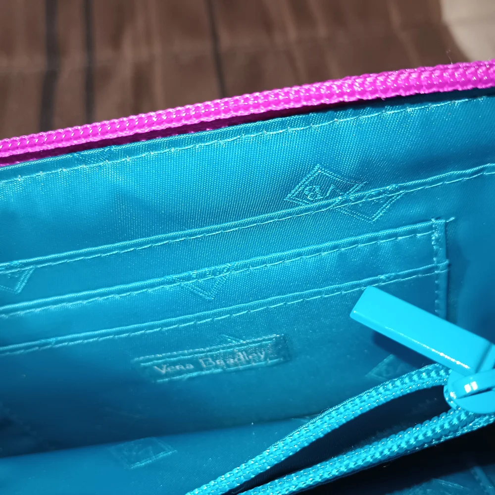 Vera Bradley RFID‎ Protection Wristlet/Wallet/Crossbody Bag NWOT